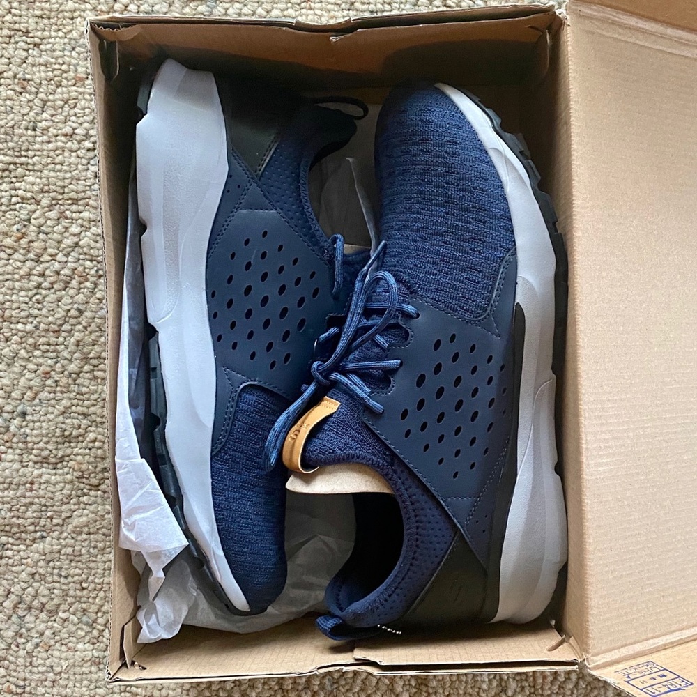 Skechers Streetwear Air-Cooled Memory Foam